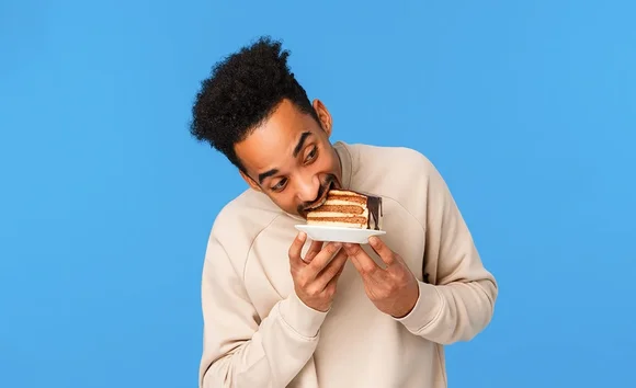 Tại sao chúng ta lại cảm thấy đói? Giải mã cơ chế điều khiển của cơ thể 