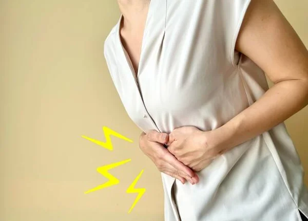 FTT_Bụng cồn cào, đầy hơi về đêm – cảnh báo hệ tiêu hóa đang gặp vấn đề