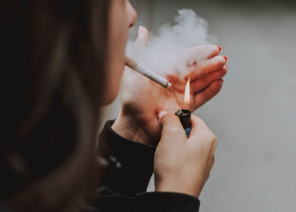 Cai thuốc lá là biện pháp không chỉ cải thiện sức khỏe mà còn giúp hạn chế tiến triển bệnh